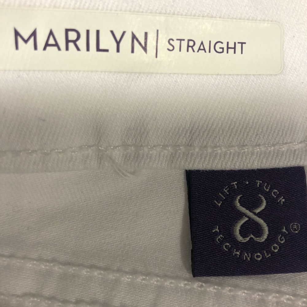 NYDJ Marylin Straight Fit Jeans - Picture 11 of 13